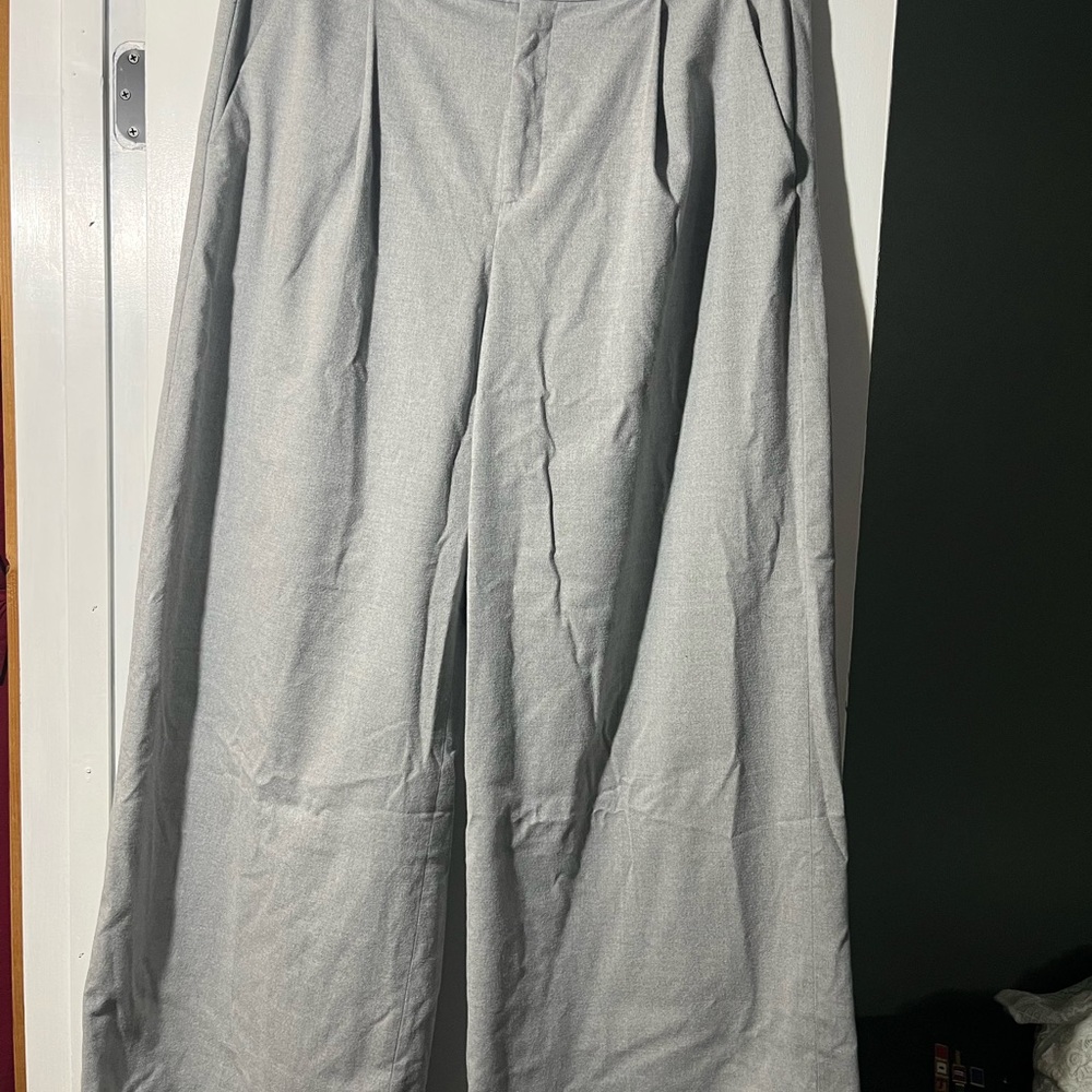 Women‘s Gray Dress Pants Wide Leg
